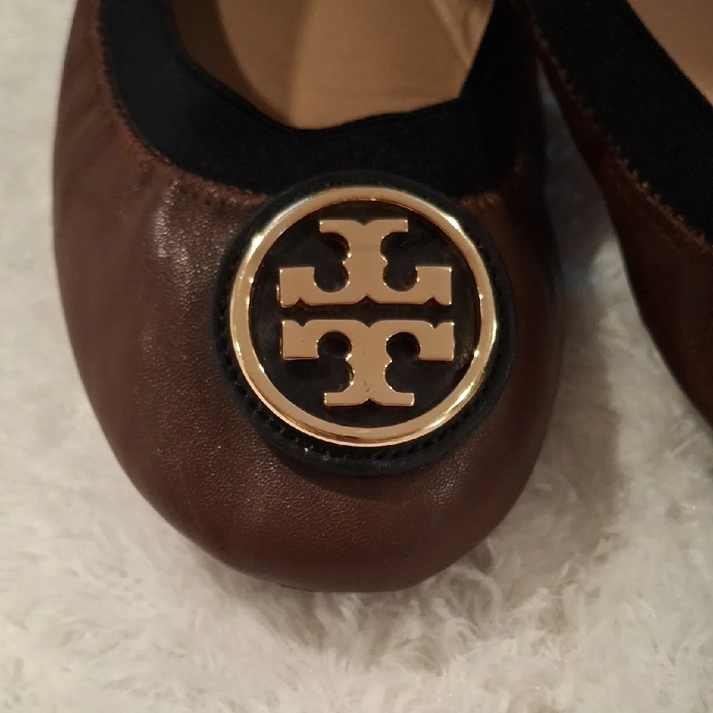 Tory Burch Brown and Black Flats with Gold Medallion - Picture 3 of 9
